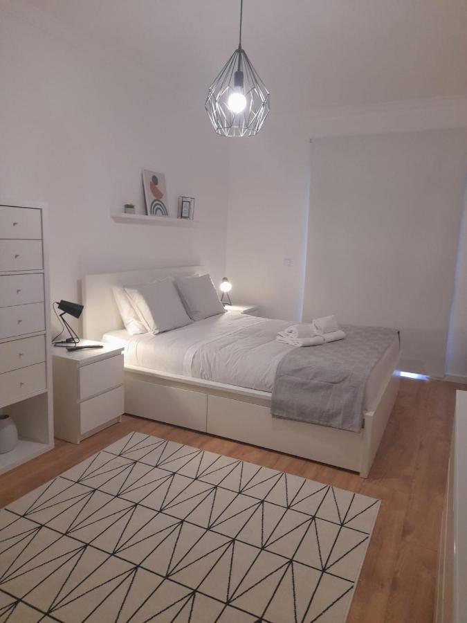 Amalia Rodrigues -Apartamento Com 3 Quartos Em Pleno Coracao De Ильяву Экстерьер фото