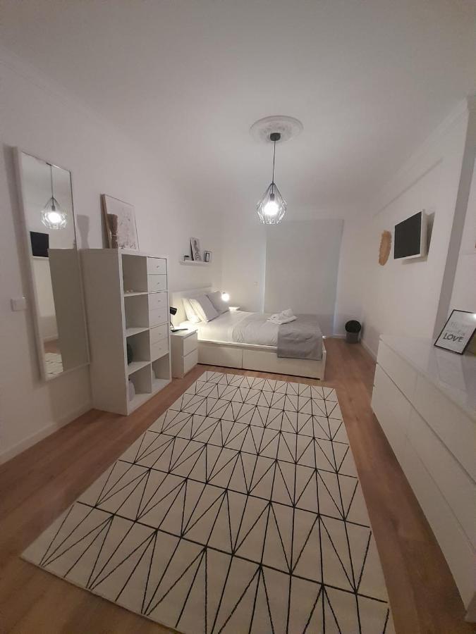 Amalia Rodrigues -Apartamento Com 3 Quartos Em Pleno Coracao De Ильяву Экстерьер фото
